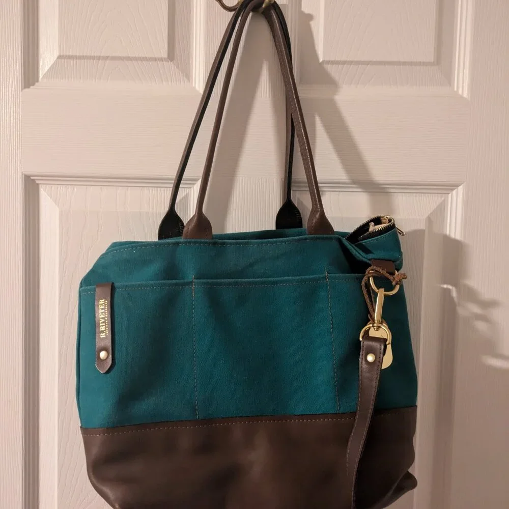 R Riveter Williams Carry All Tote - Picture 4 of 4